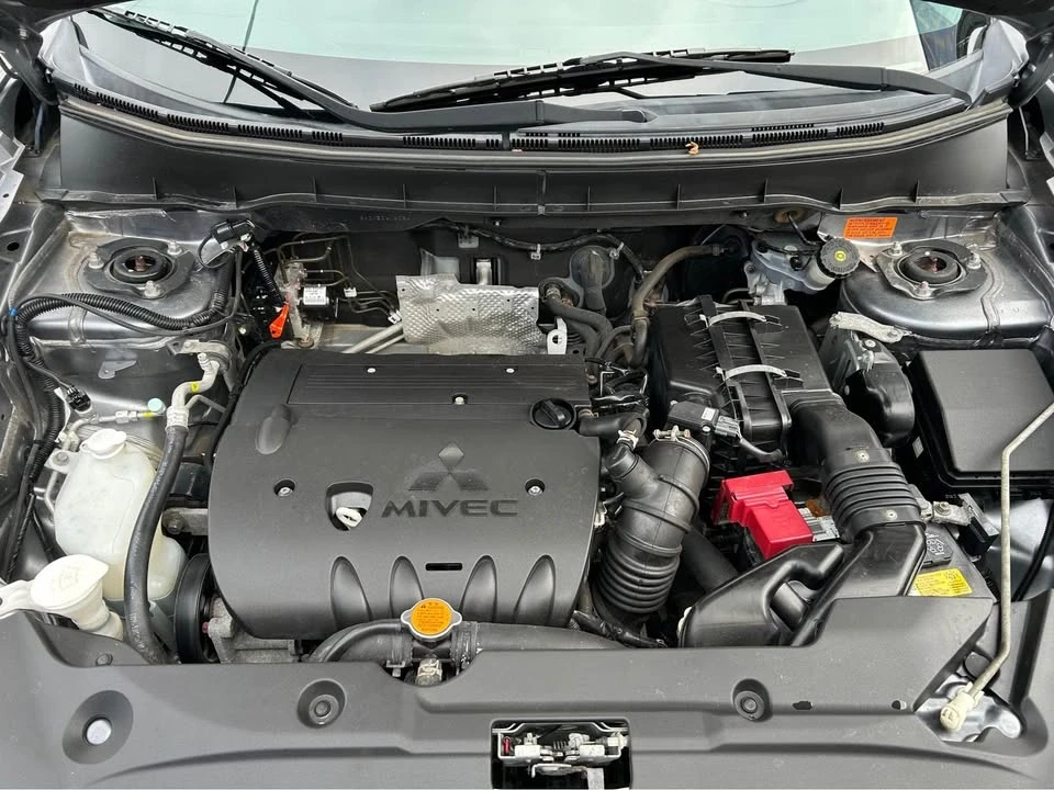 2011 Mitsubishi RVR - Image 8 of 8