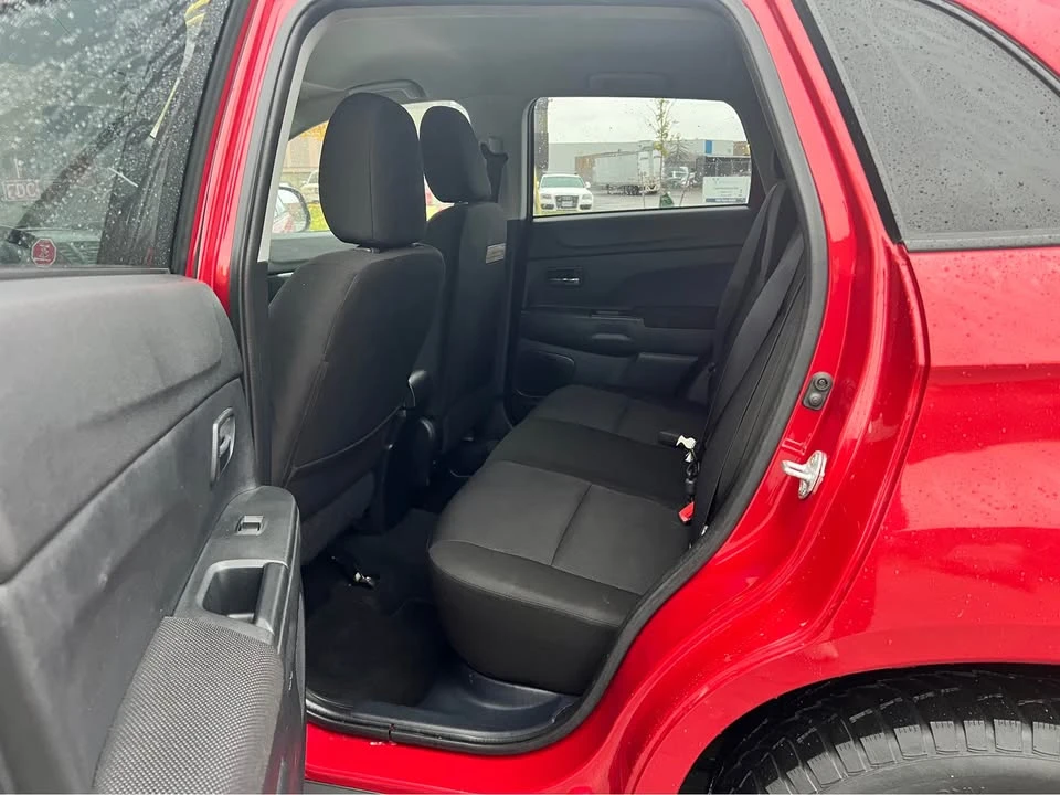 2011 Mitsubishi RVR - Image 4 of 19