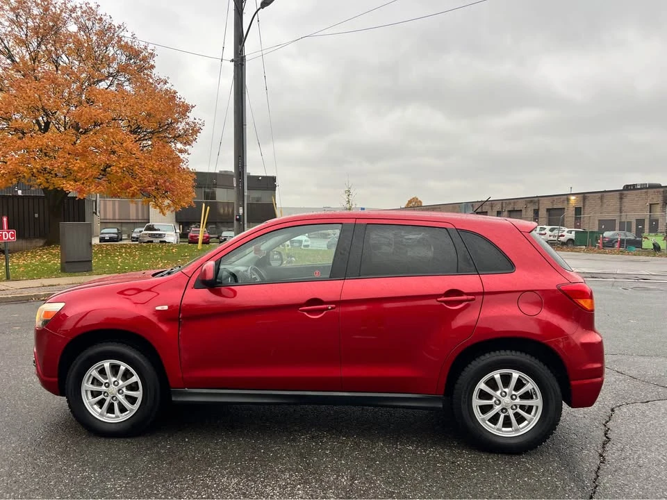 2011 Mitsubishi RVR - Image 2 of 19