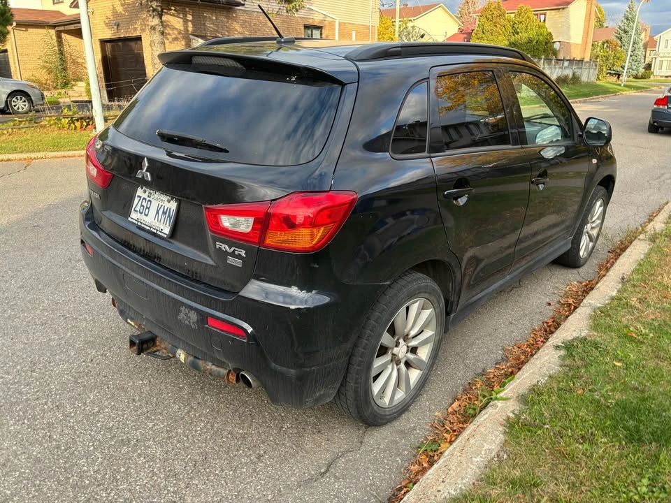 2011 Mitsubishi RVR - Image 8 of 9