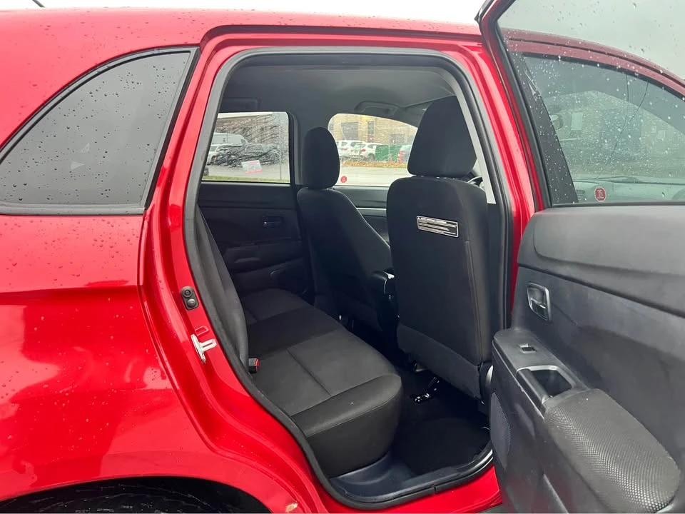 2011 Mitsubishi RVR - Image 13 of 19
