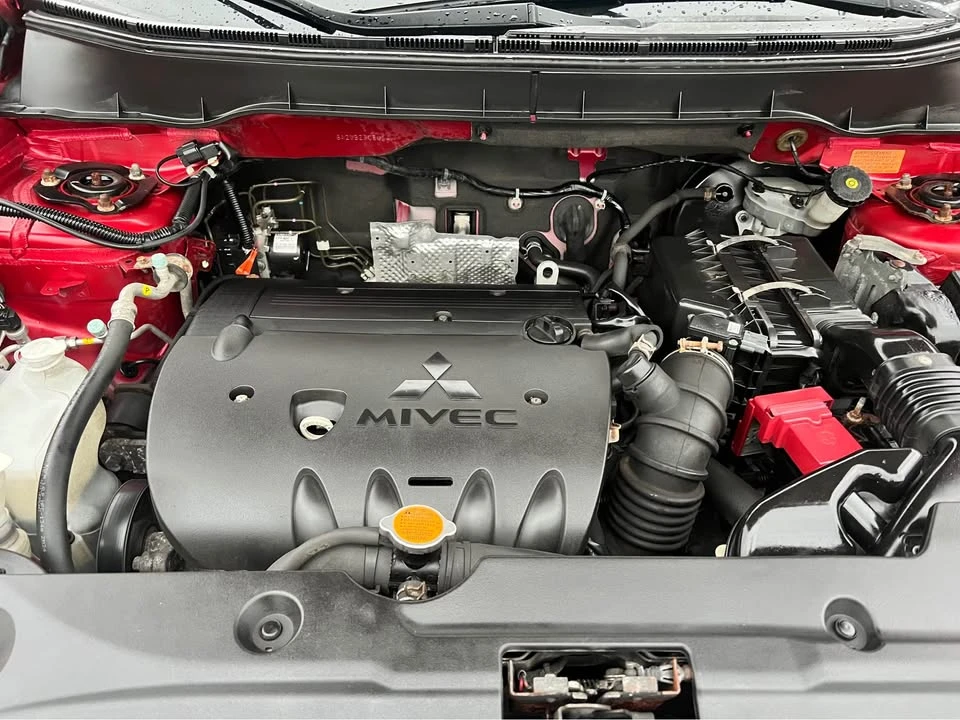 2011 Mitsubishi RVR - Image 14 of 19