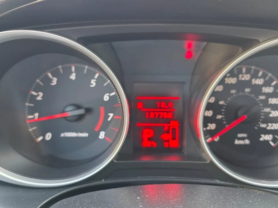 2011 Mitsubishi RVR - Image 13 of 20