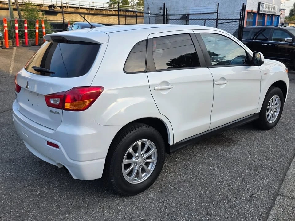 2011 Mitsubishi RVR - Image 5 of 20