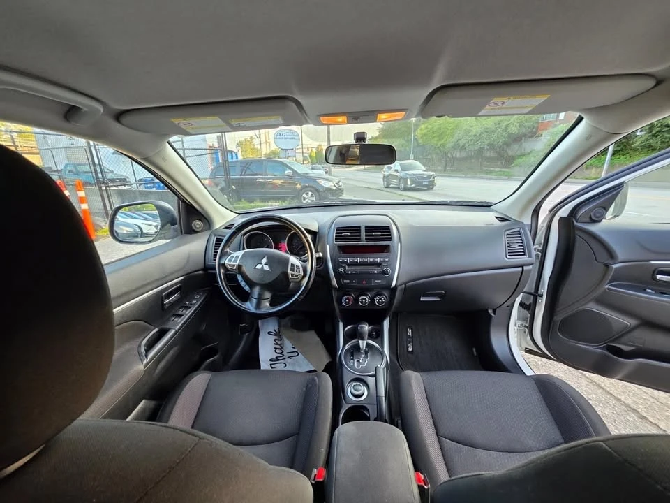 2011 Mitsubishi RVR - Image 20 of 20