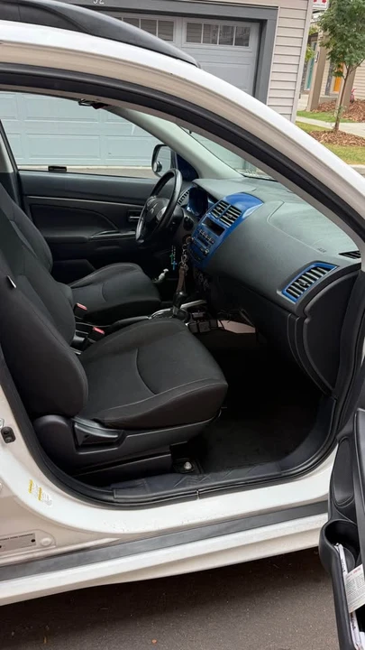 2011 Mitsubishi Outlander Sport - Image 8 of 13