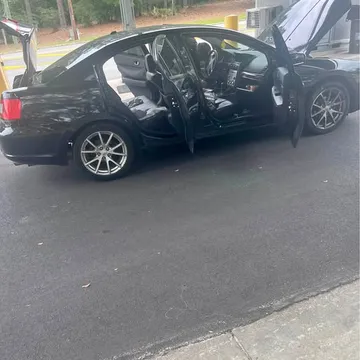 2011 Mitsubishi SE