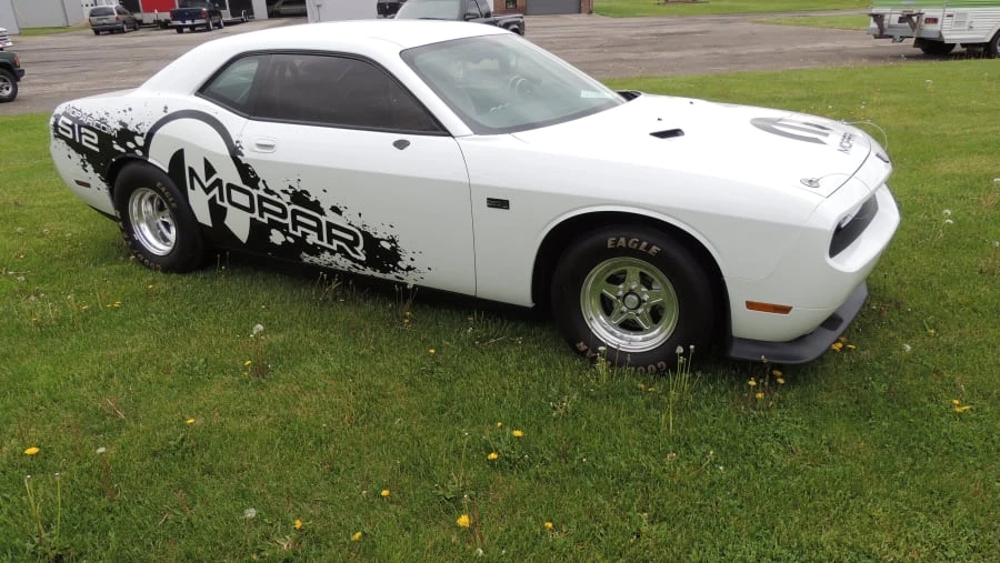 2011 Dodge Challenger 3rd Gen - Image 2 of 6