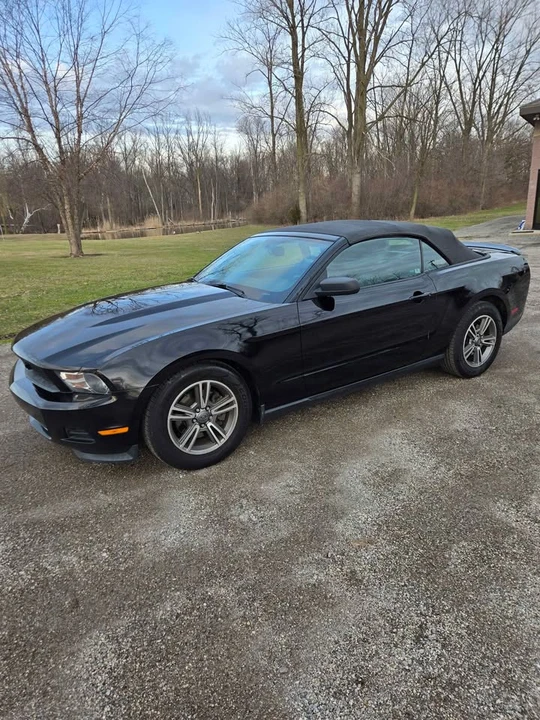 2011 Ford S197 Mustang - Image 6 of 9