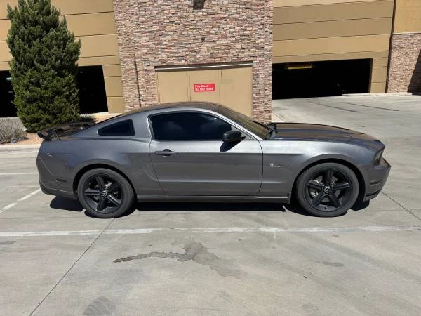 2011 Ford S197 Mustang - Image 5 of 12
