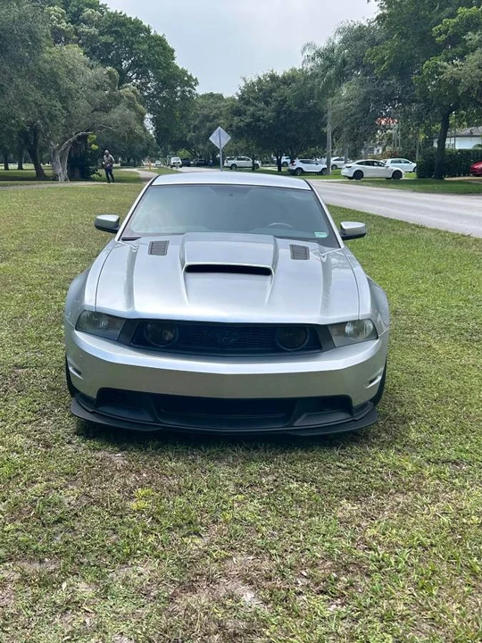 2011 Ford S197 Mustang GT - Image 2 of 11