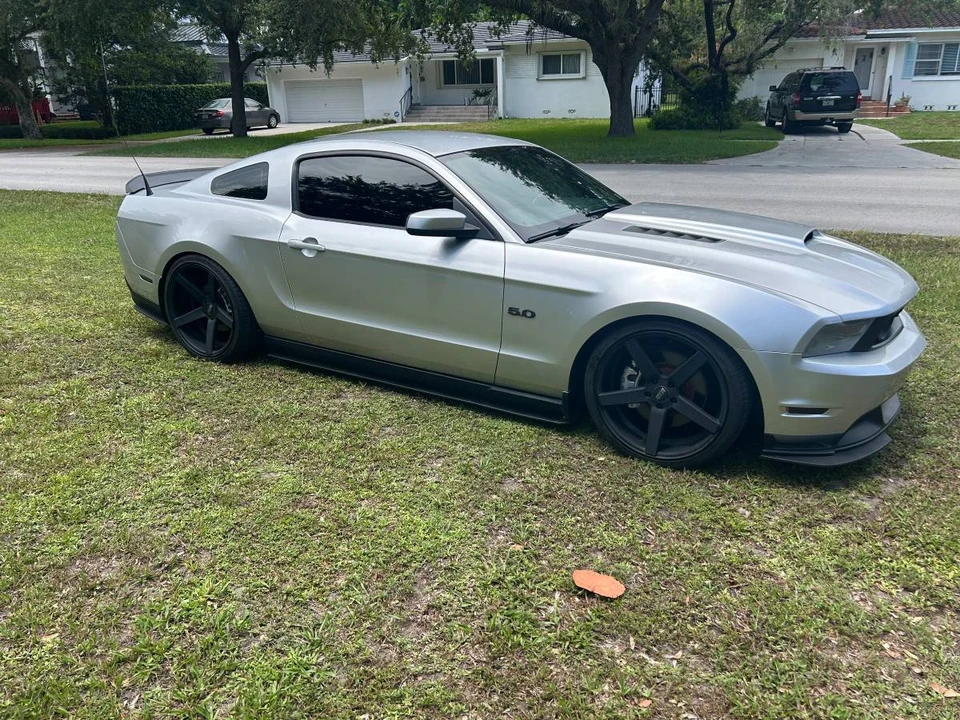 2011 Ford S197 Mustang GT - Image 3 of 11