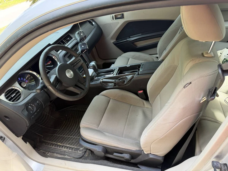 2011 Ford S197 Mustang GT - Image 4 of 4