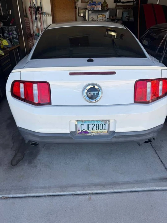 2011 Ford S197 Mustang - Image 3 of 16