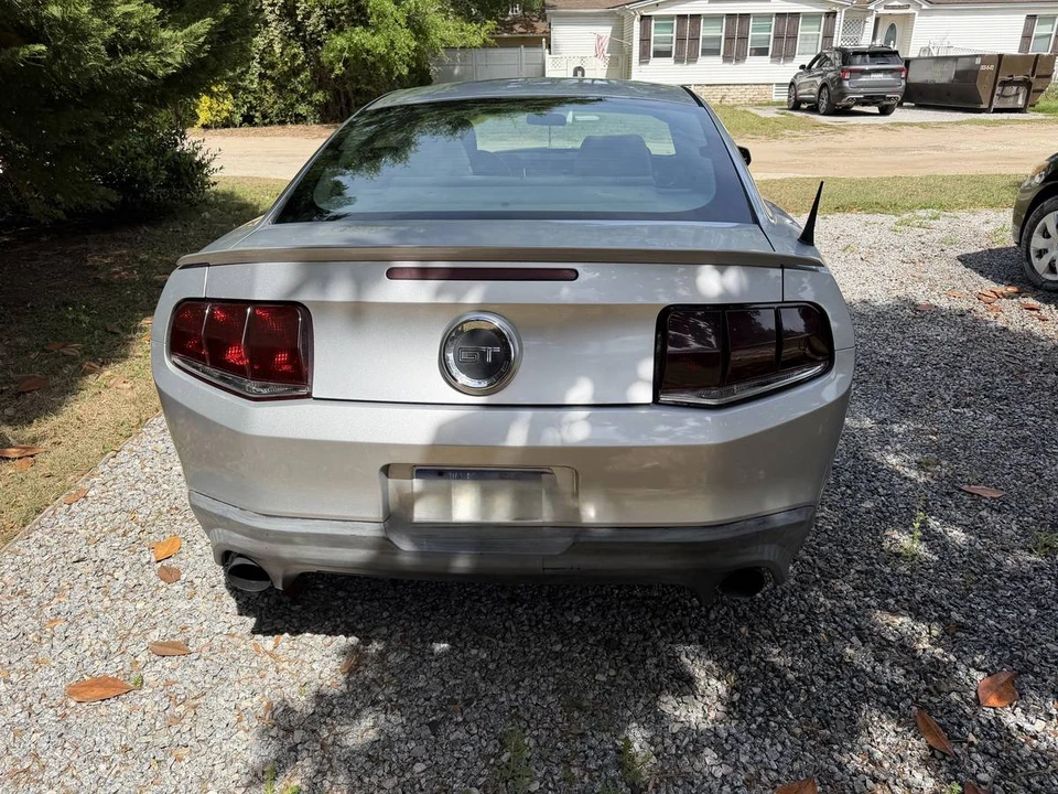 2011 Ford S197 Mustang GT - Image 2 of 4