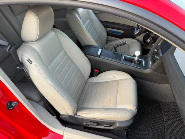 2011 Ford S197 Mustang - Image 12 of 21