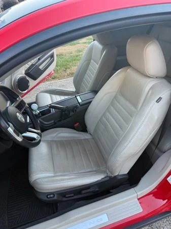 2011 Ford S197 Mustang - Image 11 of 21