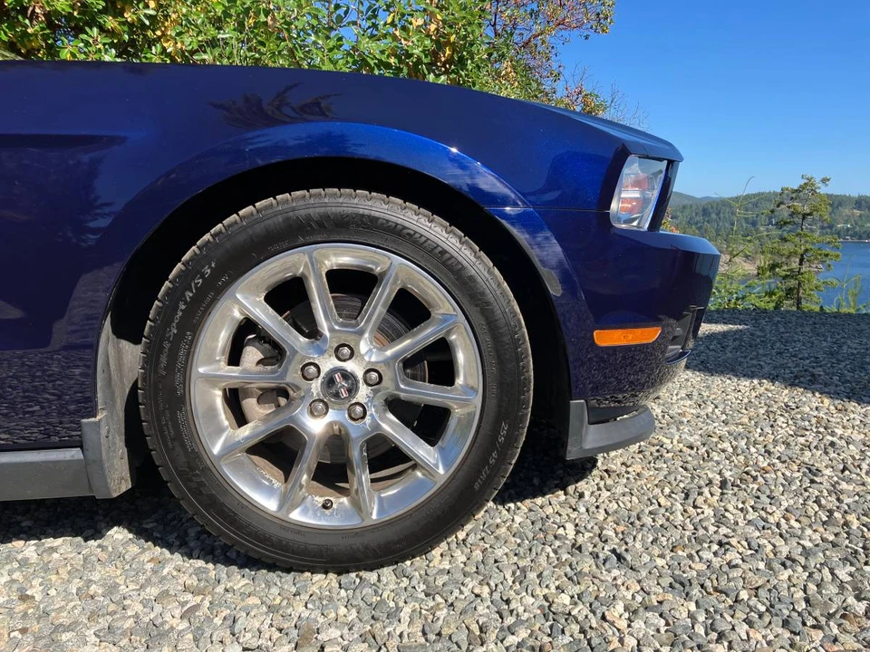 2011 Ford S197 Mustang - Image 5 of 7