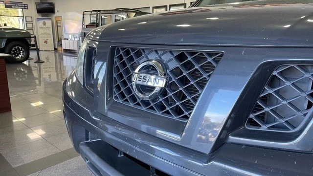 2011 Nissan Frontier 2nd Gen - Image 11 of 12