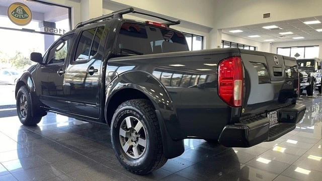 2011 Nissan Frontier 2nd Gen - Image 3 of 12