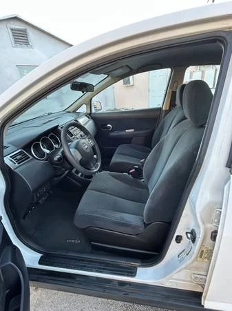 2011 Nissan Versa - Image 11 of 11