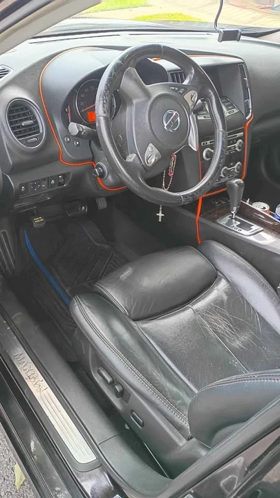 2011 Nissan Silvia - Image 6 of 7
