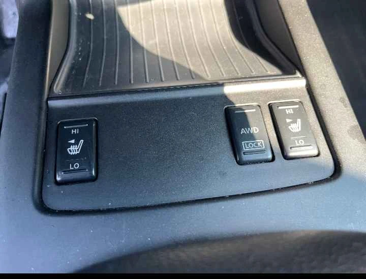 2011 Nissan Silvia - Image 11 of 14