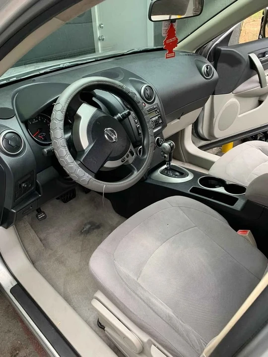 2011 Nissan Silvia - Image 2 of 11