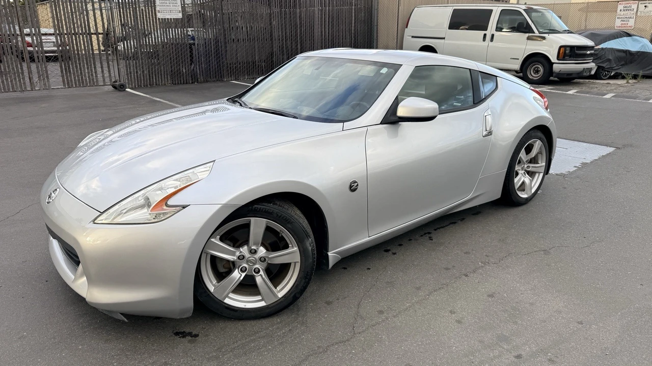 2011 Nissan 370Z 6th Gen - Image 3 of 9