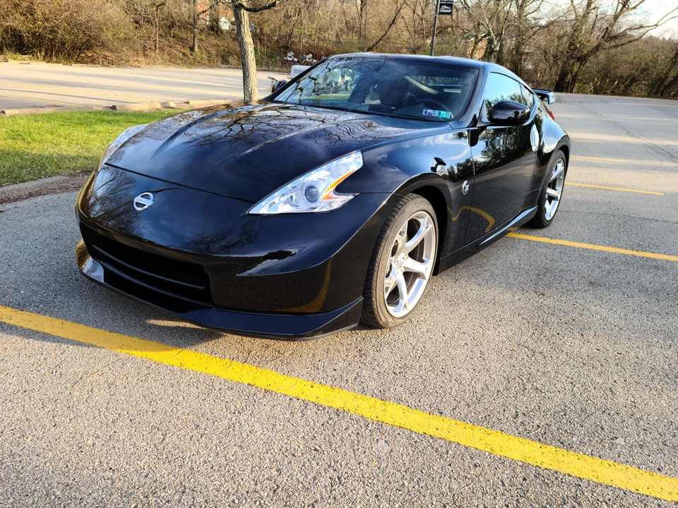 2011 Nissan 370Z 6th Gen - Image 9 of 31