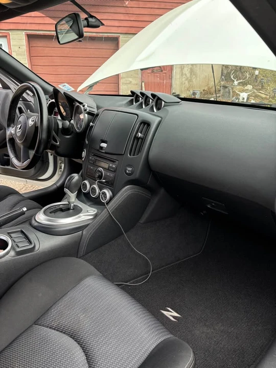 2011 Nissan 370Z 6th Gen - Image 4 of 13