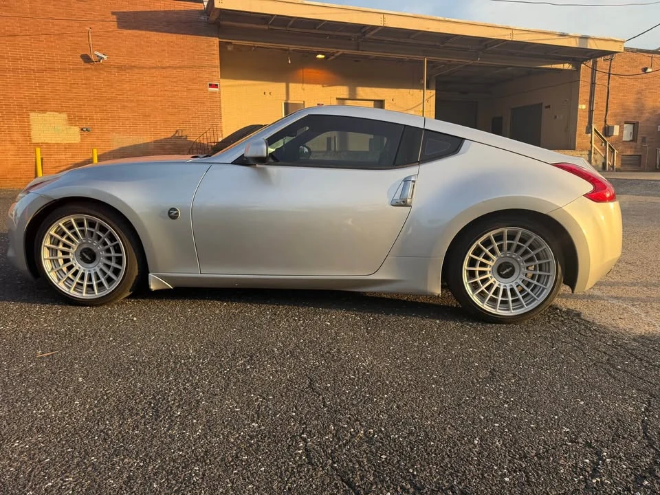 2011 Nissan 370Z 6th Gen - Image 5 of 11