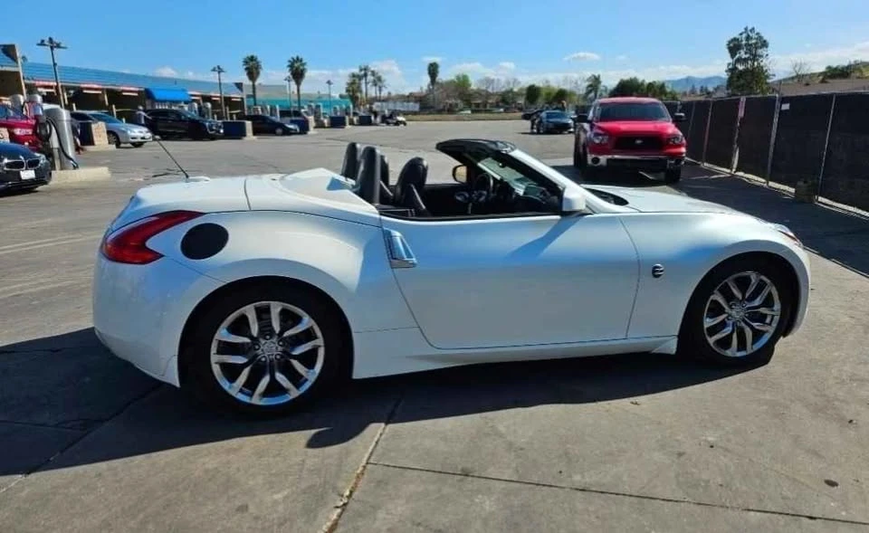 2011 Nissan 370Z 6th Gen - Image 11 of 19