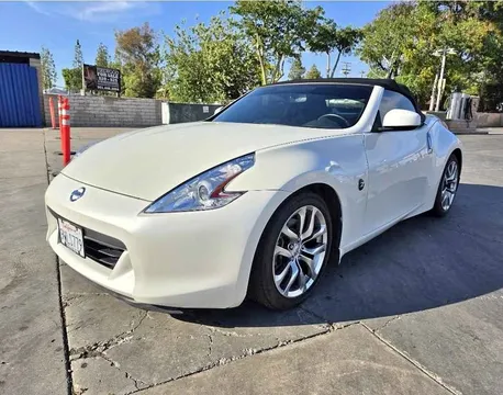 2011 Nissan 370Z Sport Touring Roadster 2D