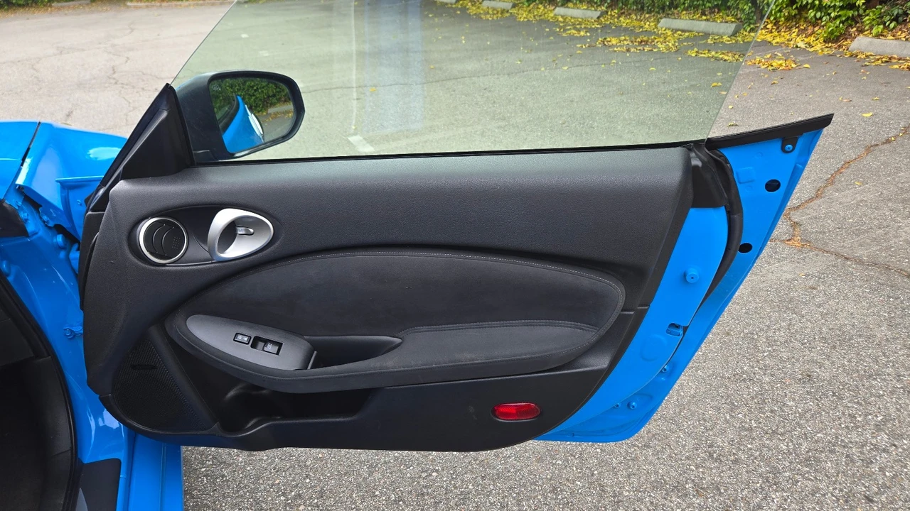 2011 Nissan 370Z 6th Gen - Image 13 of 19