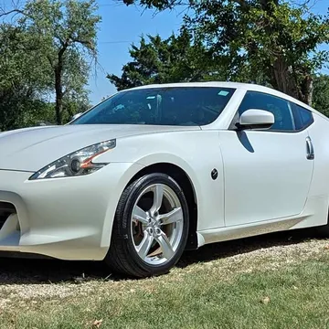 2011 Nissan 370Z Touring Coupe 2D