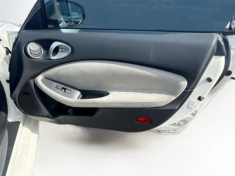 2011 Nissan 370Z 6th Gen - Image 9 of 14