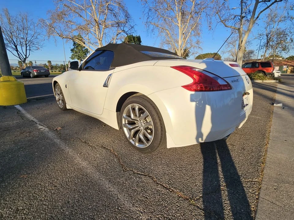 2011 Nissan 370Z 6th Gen - Image 5 of 17