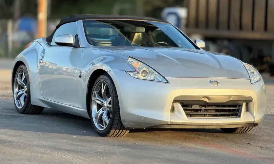 2011 Nissan 370Z 6th Gen - Image 4 of 19