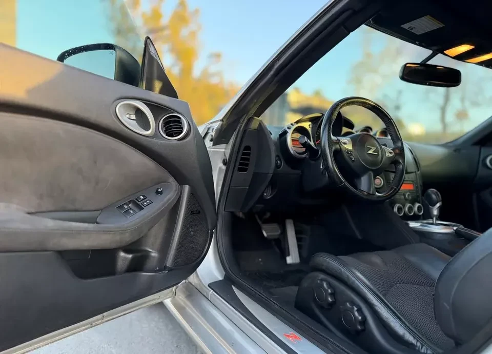 2011 Nissan 370Z 6th Gen - Image 10 of 19
