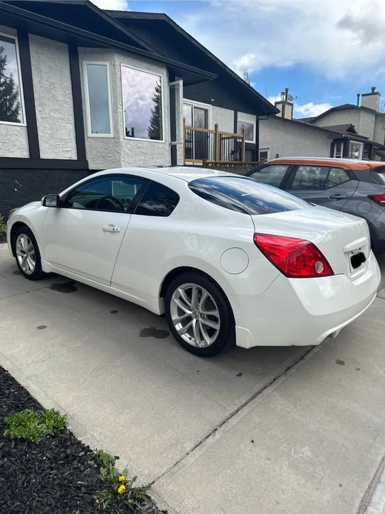 2011 Nissan Altima 4th Gen - Image 4 of 4
