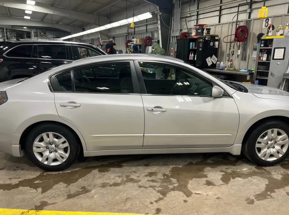 2011 Nissan Altima 4th Gen - Image 2 of 11