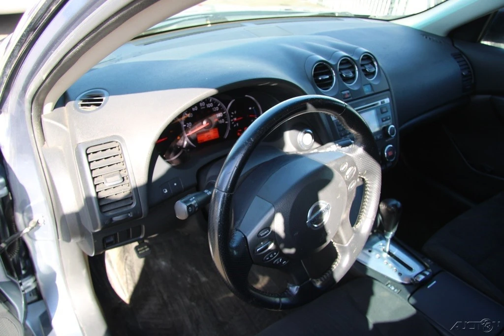 2011 Nissan Altima 4th Gen - Image 16 of 21