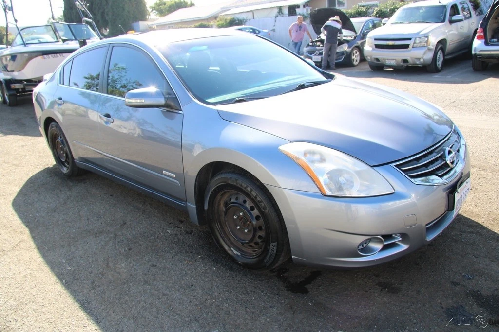 2011 Nissan Altima 4th Gen - Image 10 of 21