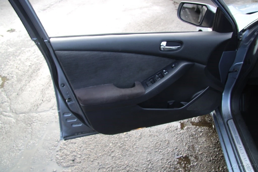 2011 Nissan Altima 4th Gen - Image 11 of 21