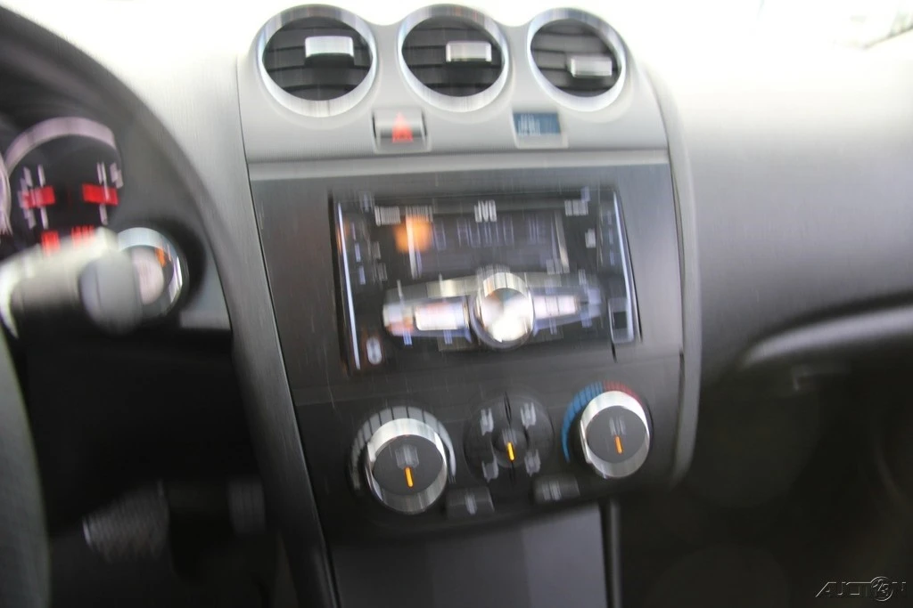 2011 Nissan Altima 4th Gen - Image 17 of 21