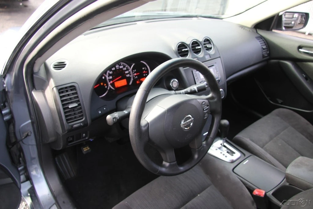 2011 Nissan Altima 4th Gen - Image 13 of 21