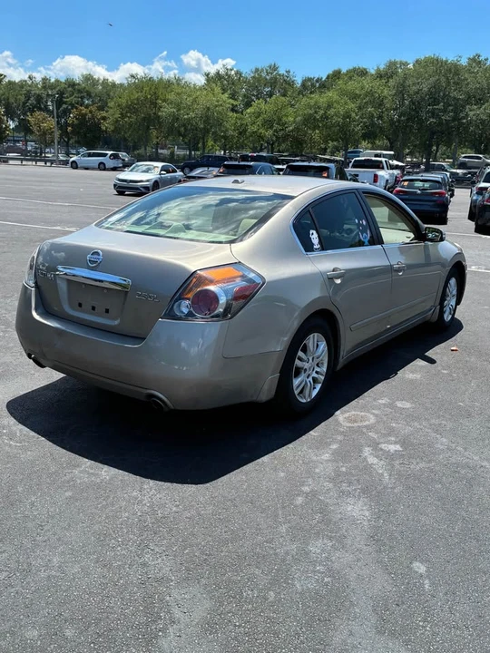 2011 Nissan Altima 4th Gen - Image 5 of 15