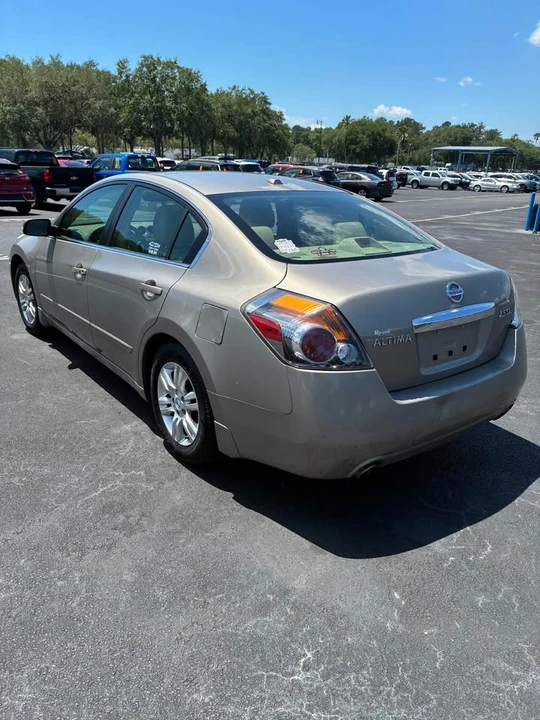 2011 Nissan Altima 4th Gen - Image 4 of 15