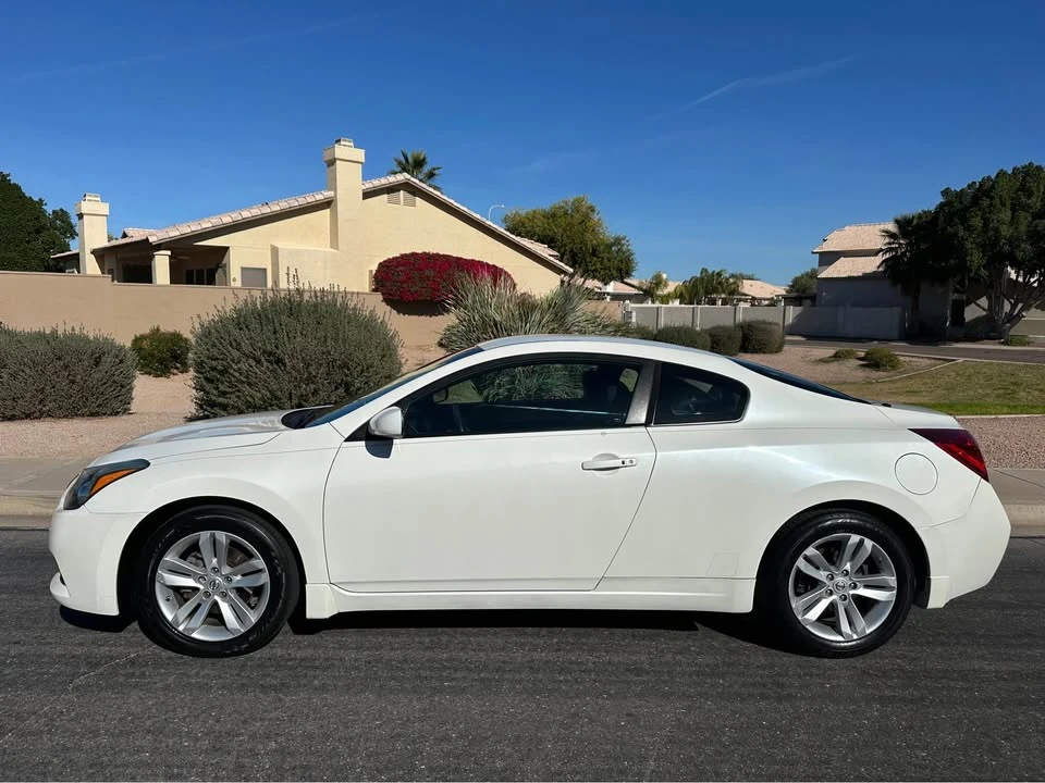 2011 Nissan Altima 4th Gen - Image 4 of 11